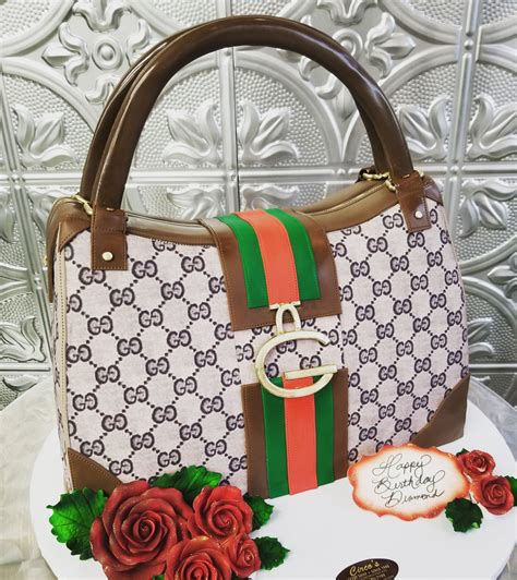 gucci cake purse